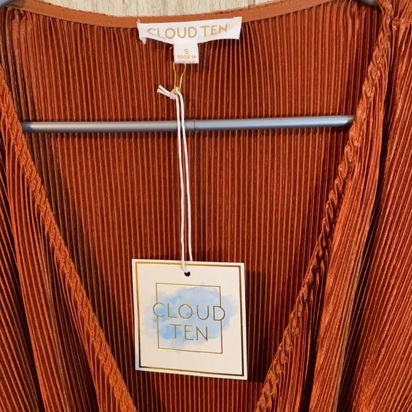 Burnt Orange Romper - Picture 4 of 9